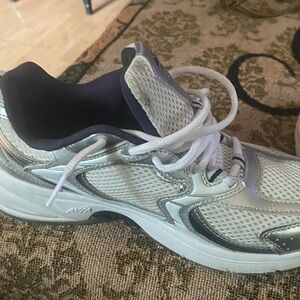 Only worn a few still in good condition